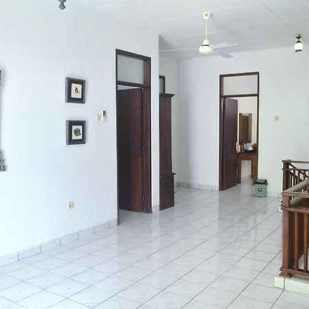 Omah Timoho Homestay Джок'якарта Екстер'єр фото
